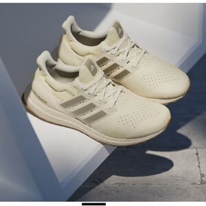 Adidas ULTRABOOST 1.0 SHOES | women’s 8.5